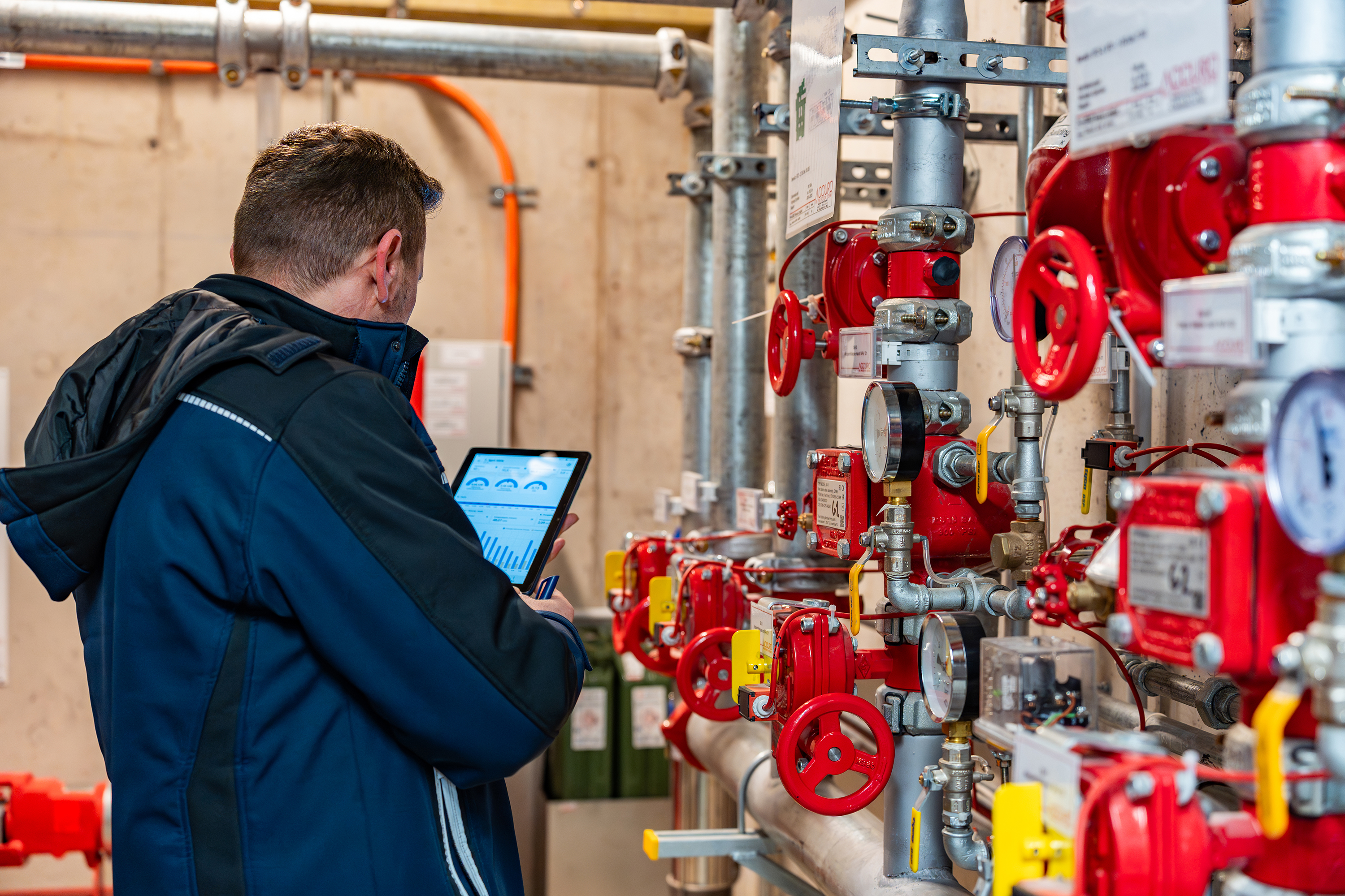 technische Services, Immobilien&shy;services, Objekt&shy;sicherheit, B1300 und Wartung