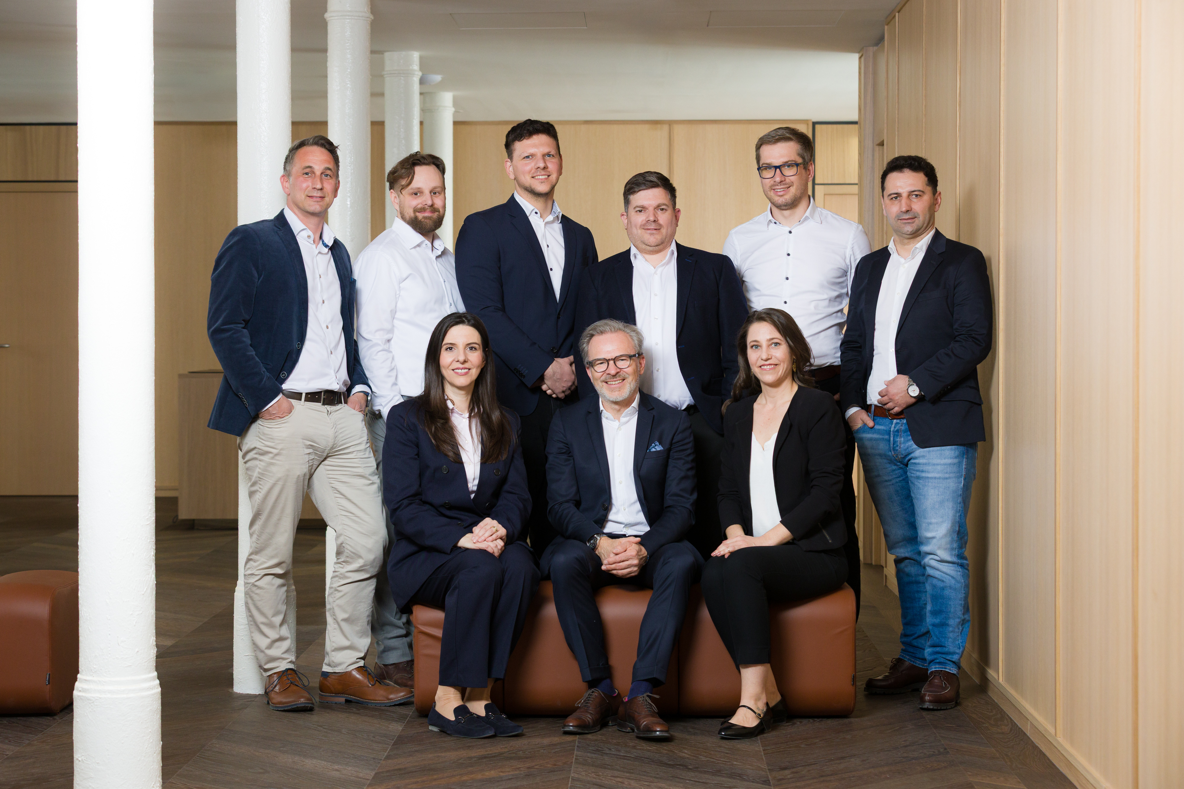 immo 360 grad gmbh - Gruppenfoto Abteilungsleitung und Geschäfts&shy;führung